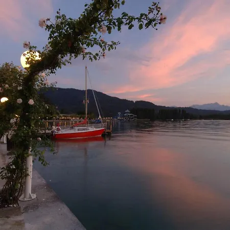 Cozy Holiday In Leibenfels With Barbecue
