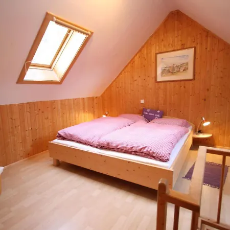 Cozy Holiday In Leibenfels With Barbecue Liebenfels